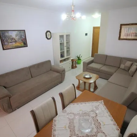 Di Gusto Apartment